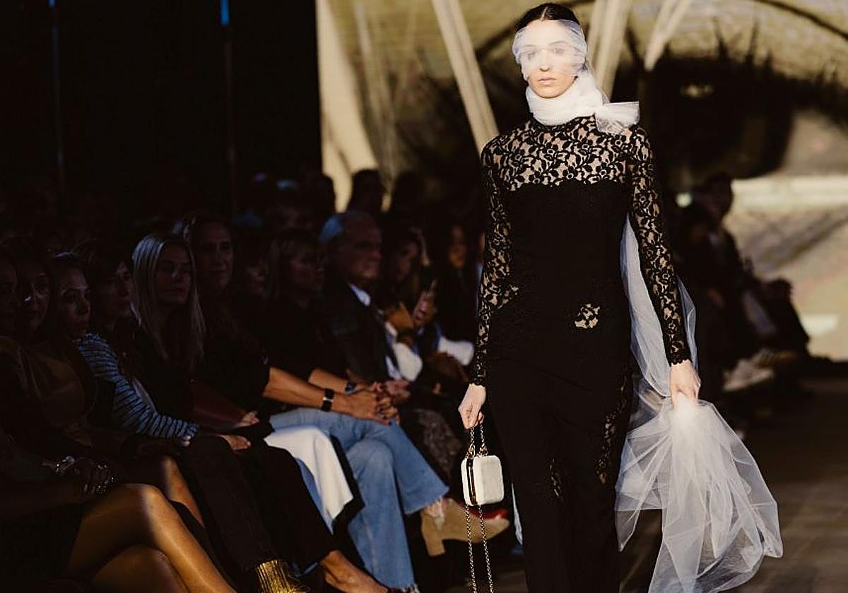 Martha Prada presenta su firma de bolsos Parenzo