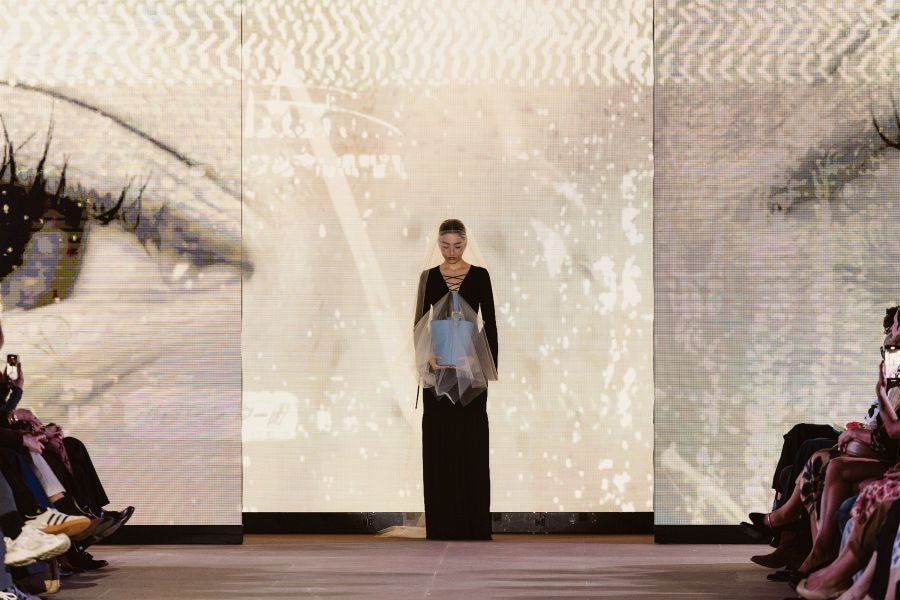 Martha Prada presenta su firma de bolsos Parenzo