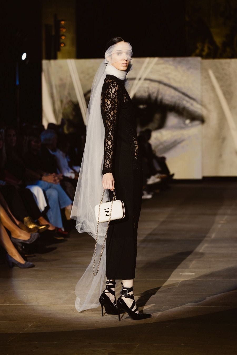 Martha Prada presenta su firma de bolsos Parenzo