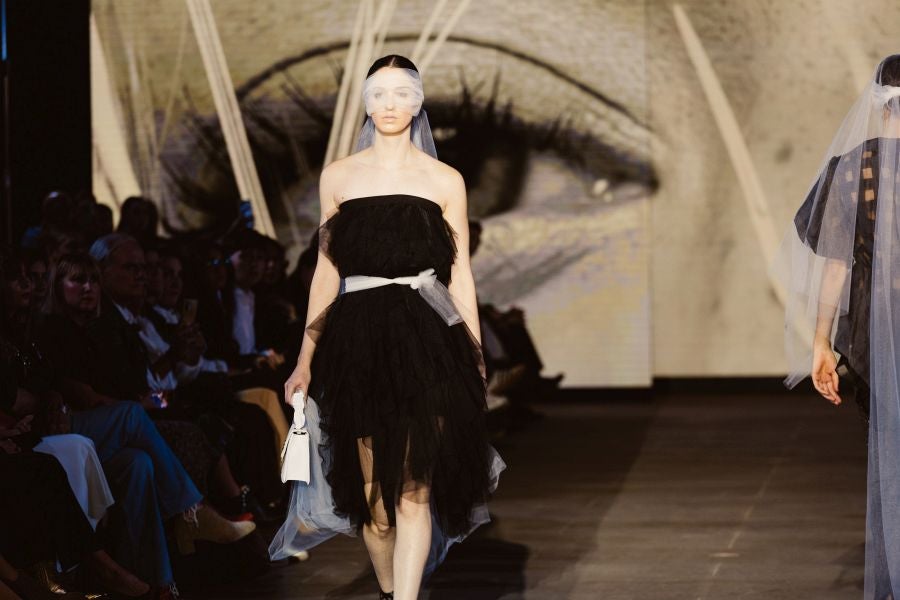 Martha Prada presenta su firma de bolsos Parenzo