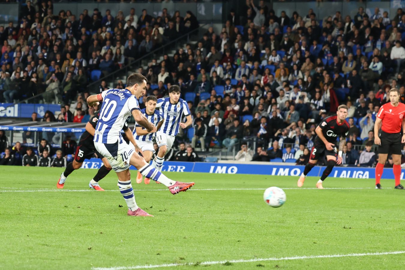 Victoria vital para la Real Sociedad