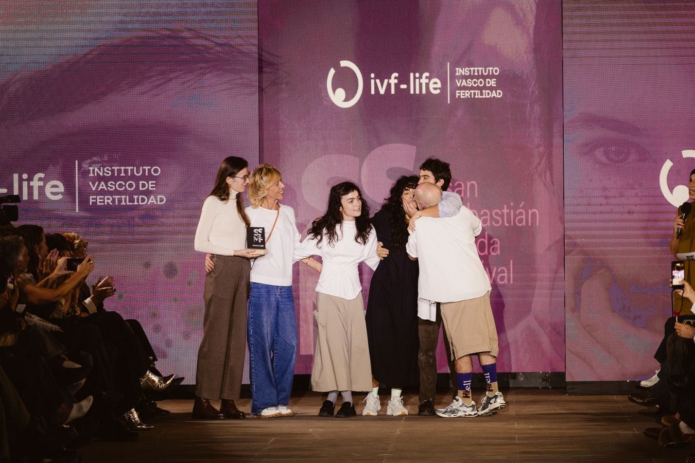 Desfile de Noventa Grados en SSMF