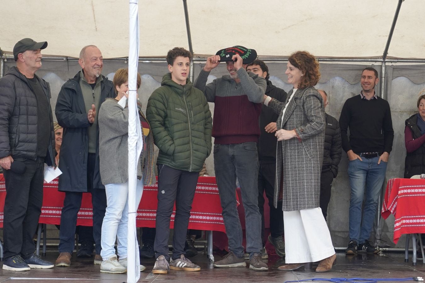 Ardiki egun bikaina Zaldibian