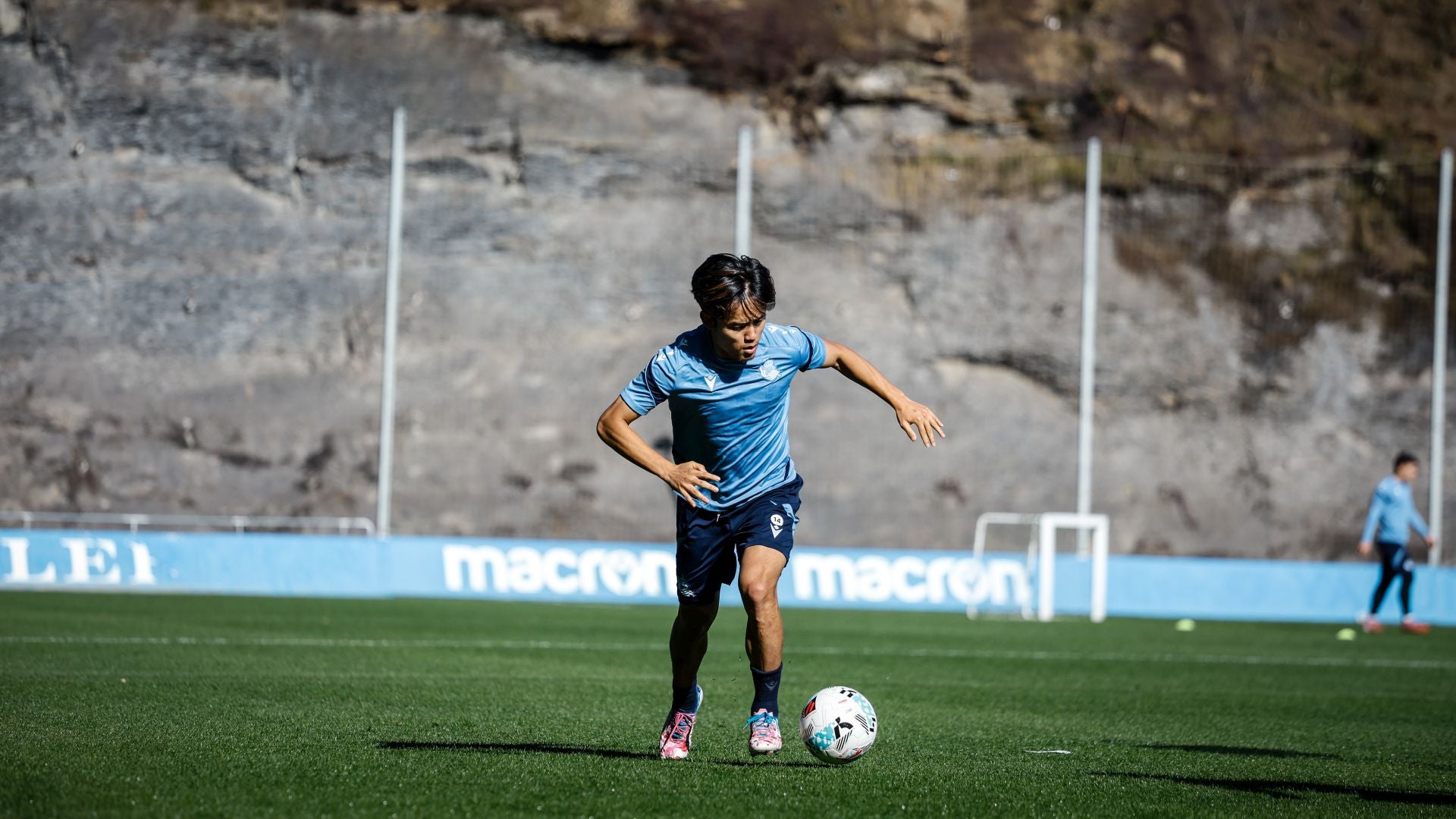 Soleado ensayo para el derbi en Zubieta