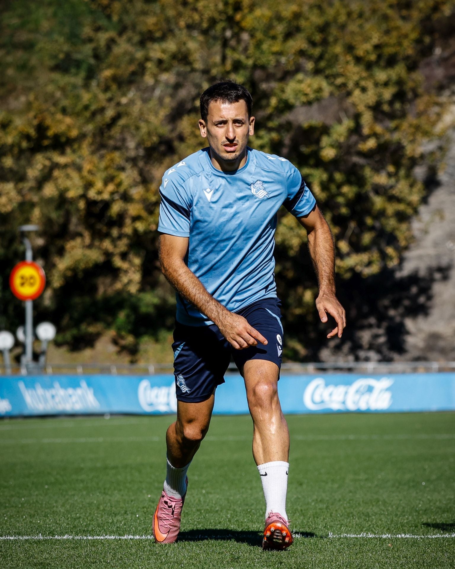 Soleado ensayo para el derbi en Zubieta