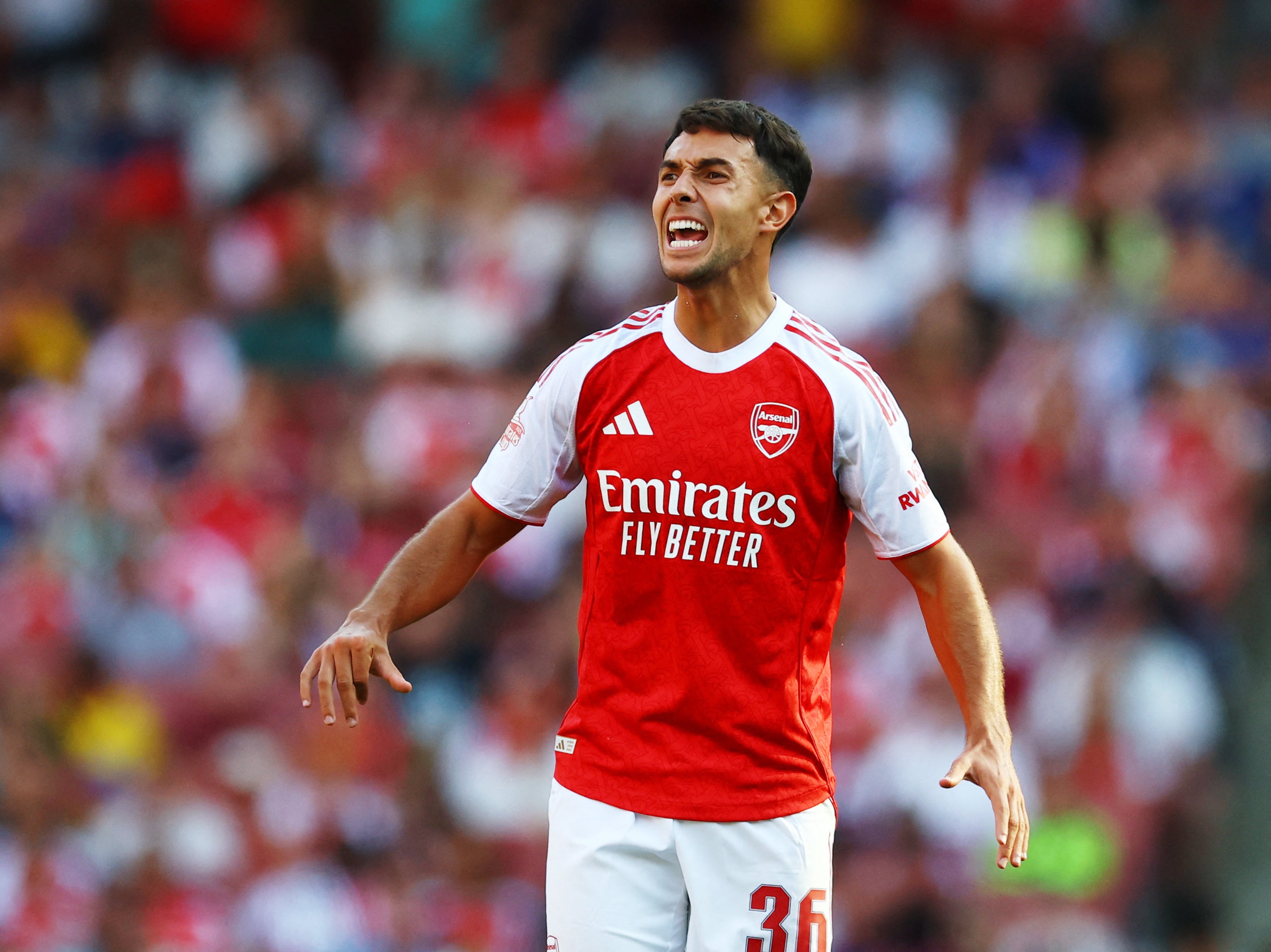 Zubimendi, en su debut con el Arsenal en la Premier.