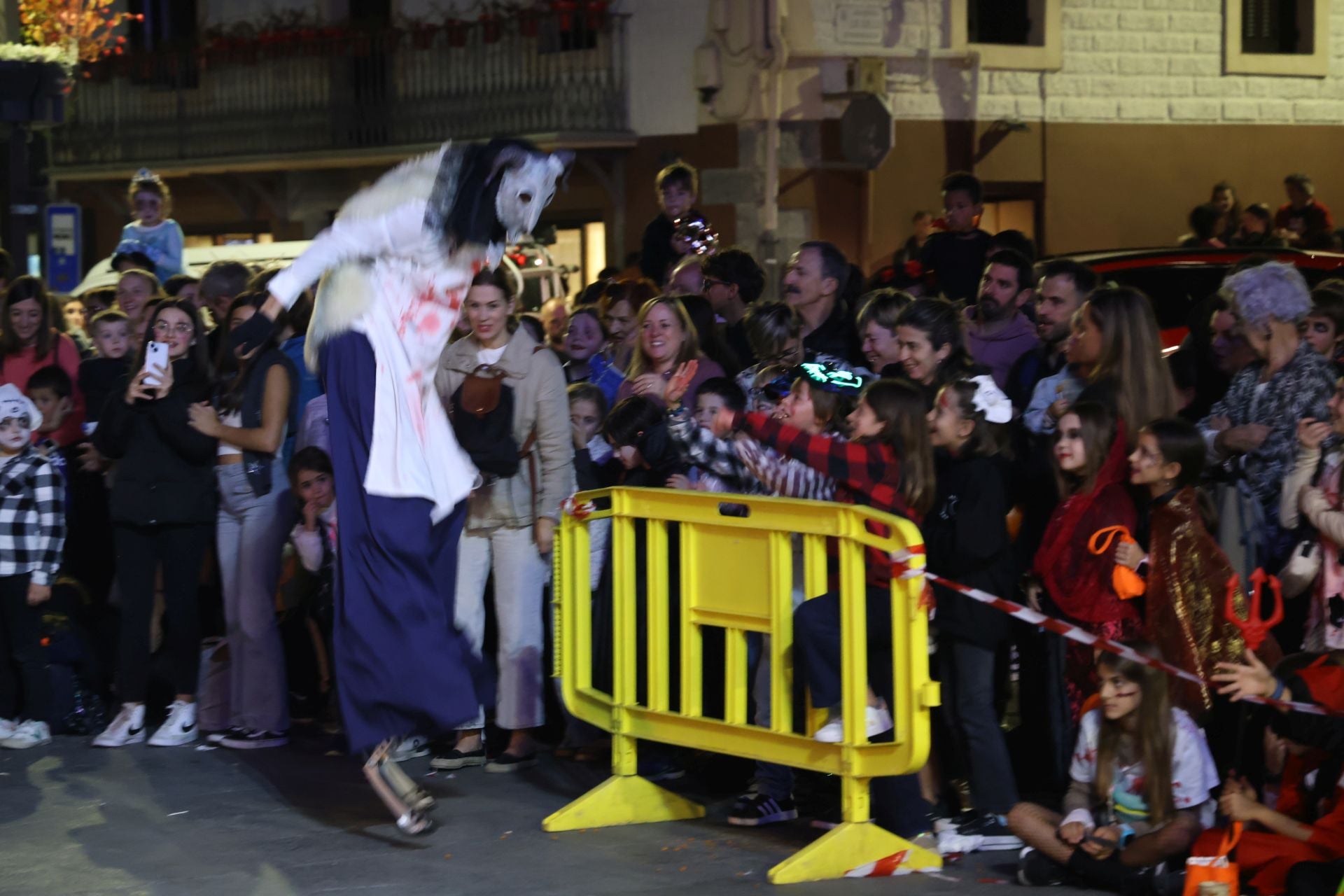 Andoainek gipuzkoar Gau Beltzari hasiera eman dio