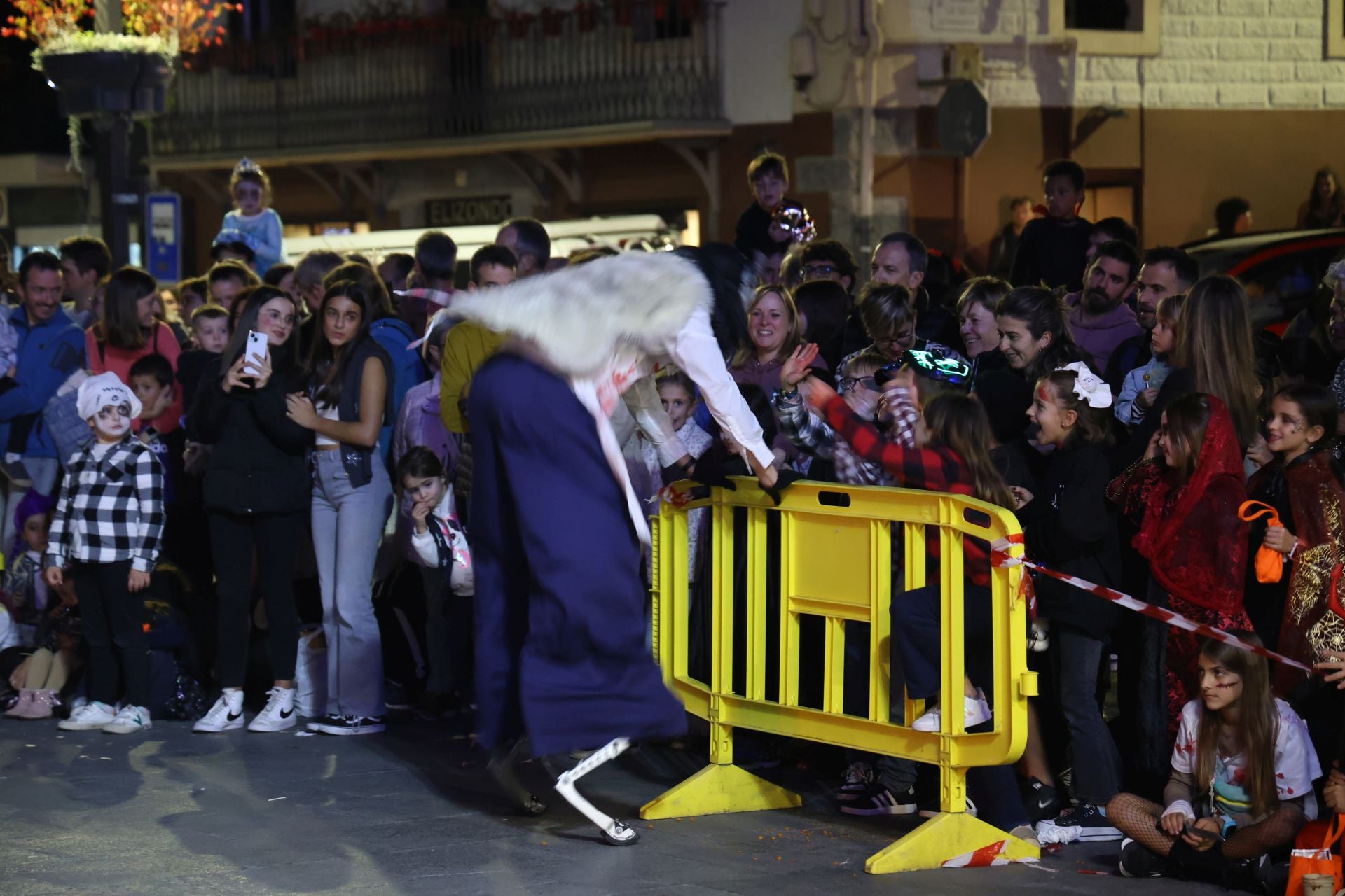 Andoainek gipuzkoar Gau Beltzari hasiera eman dio