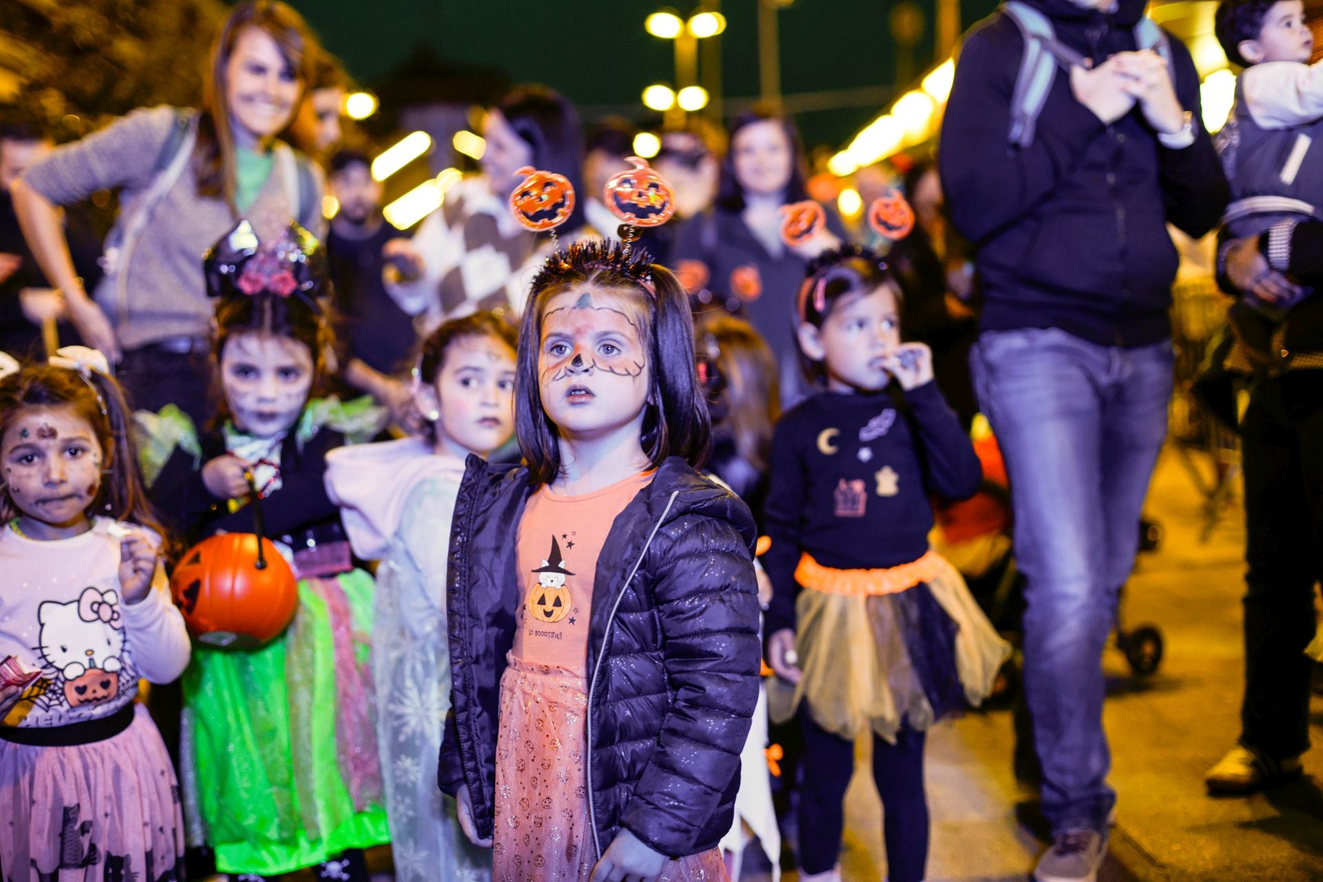 Gau Beltzaren izpiritua berreskuratu dute Irunen