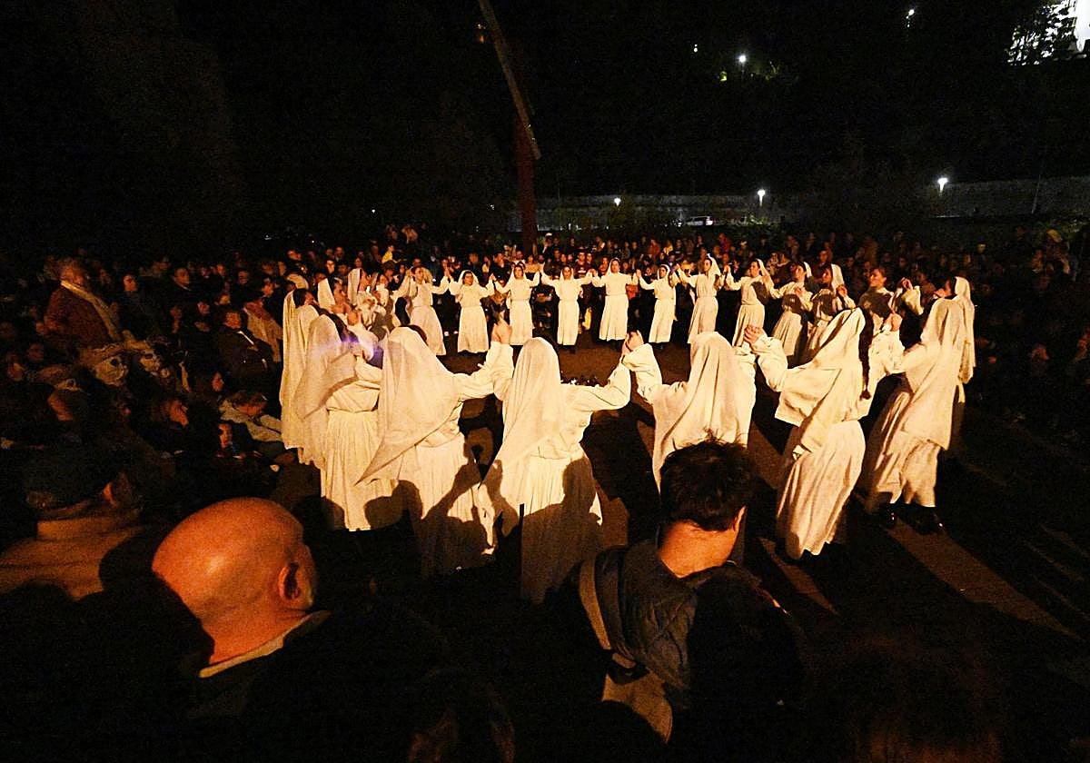 Makilak, kandelak eta mozorroak Tolosan