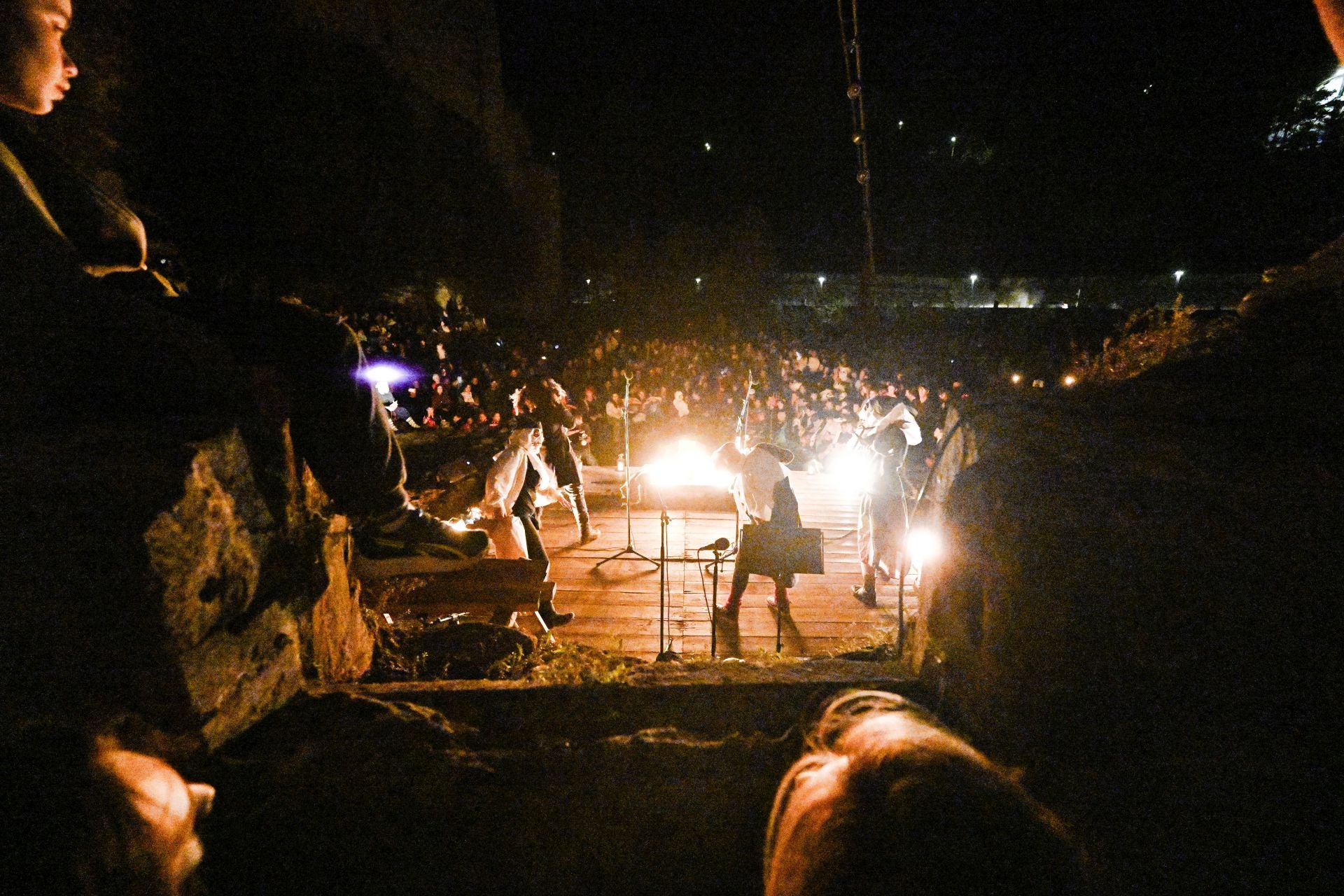 Makilak, kandelak eta mozorroak Tolosan