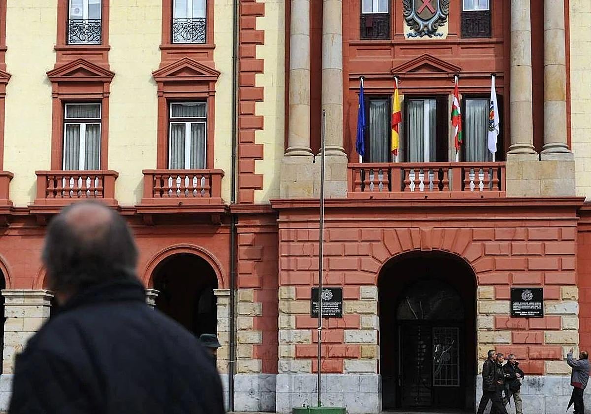 Tensión en el gobierno municipal de Eibar por la seguridad nocturna