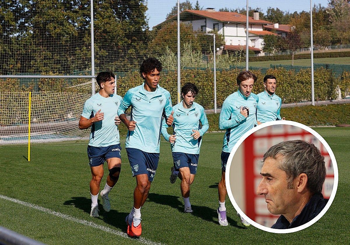 Selton, con botas naranjas, encabeza el grupo en un entrenamiento del primer equipo del Athletic con Yuri Berchiche, entre otros