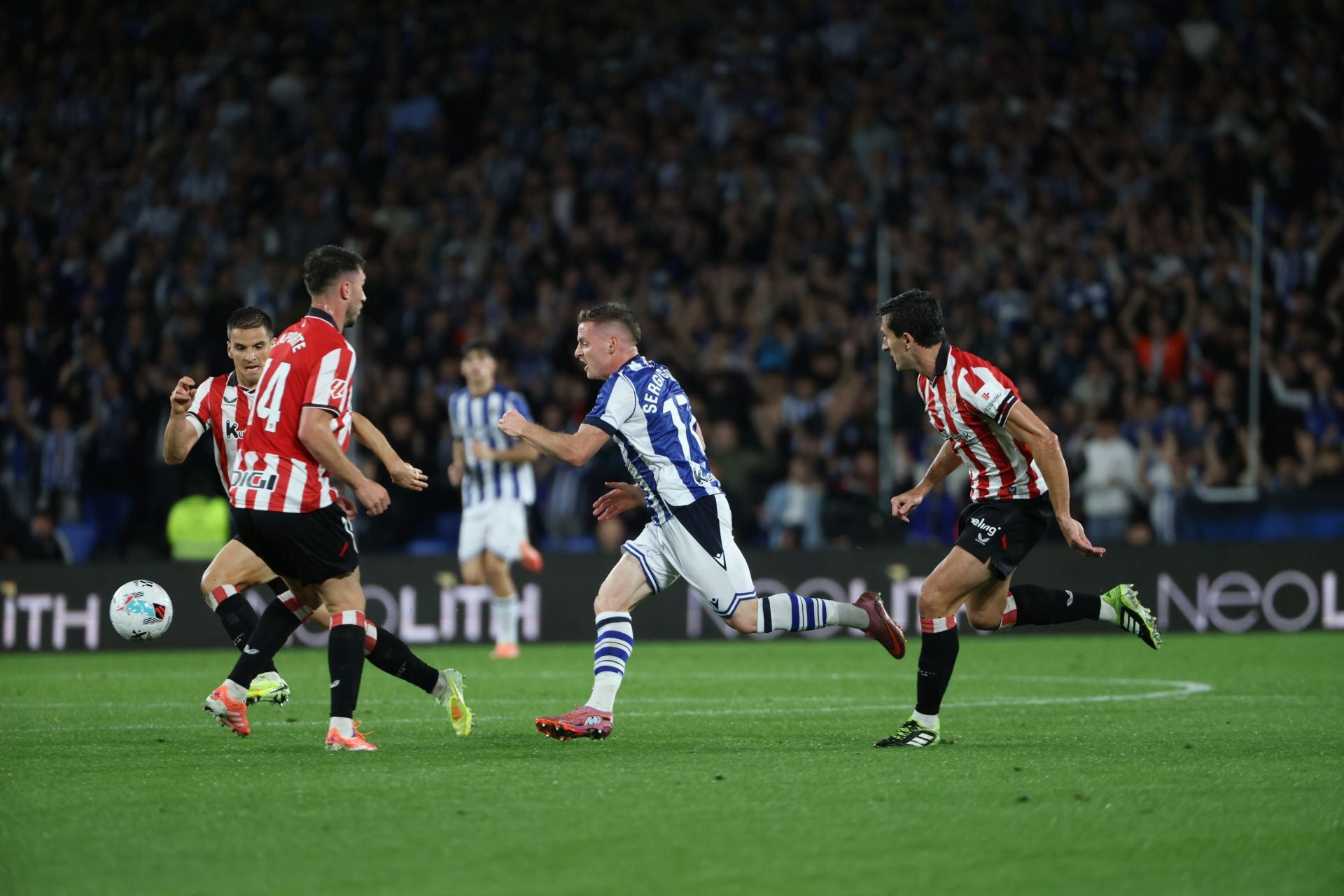 Las mejores imágenes del derbi de Anoeta