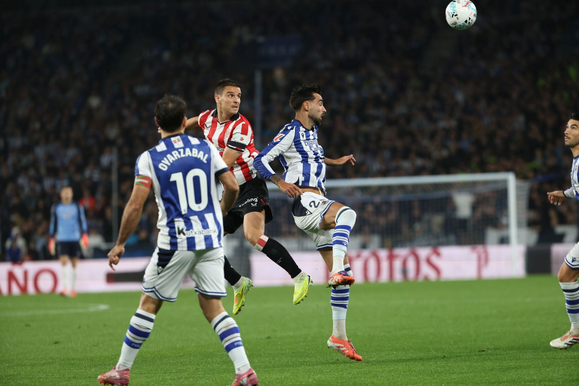 Las mejores imágenes del derbi de Anoeta