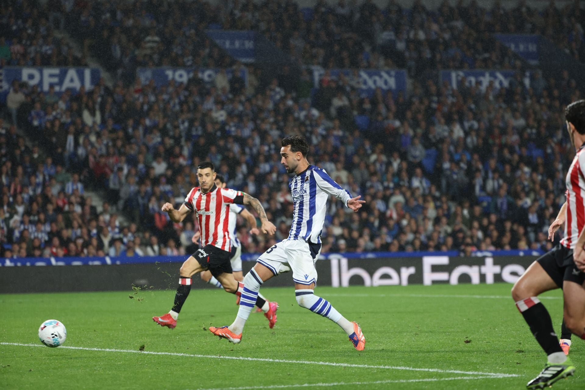 Las mejores imágenes del derbi de Anoeta