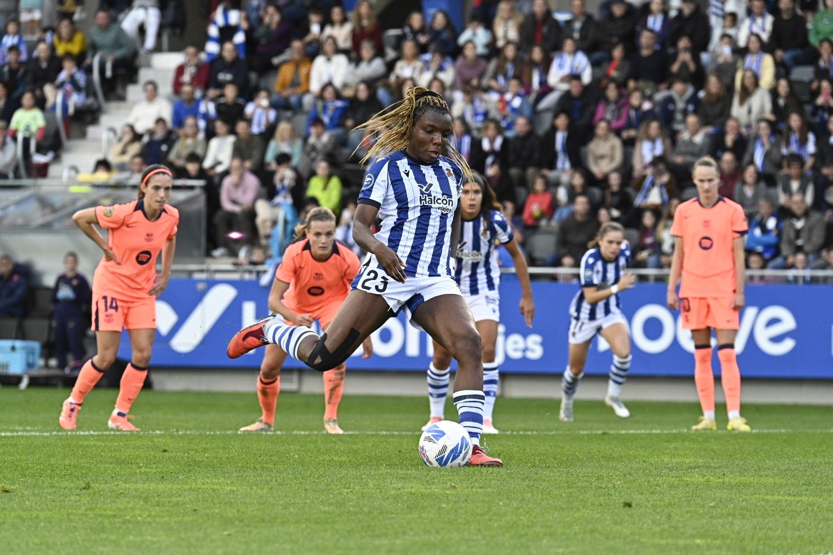 Las mejores imágenes del Real Sociedad - Barcelona