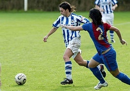 Evelyn regatea a Sara, en la victoria de 2006.