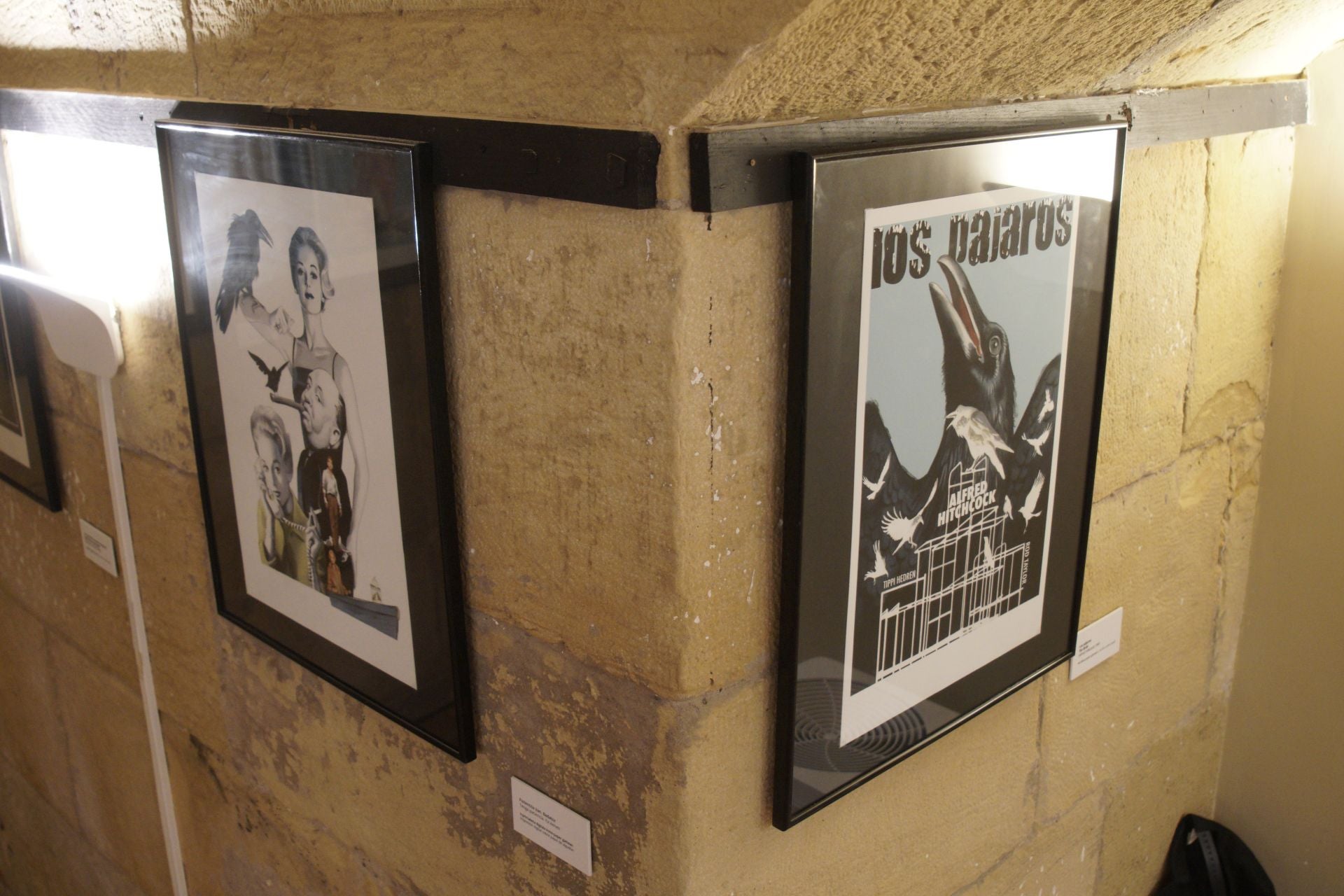 Así es la reinterpretación de Fernando Vicente de los carteles de 25 icónicas películas del género