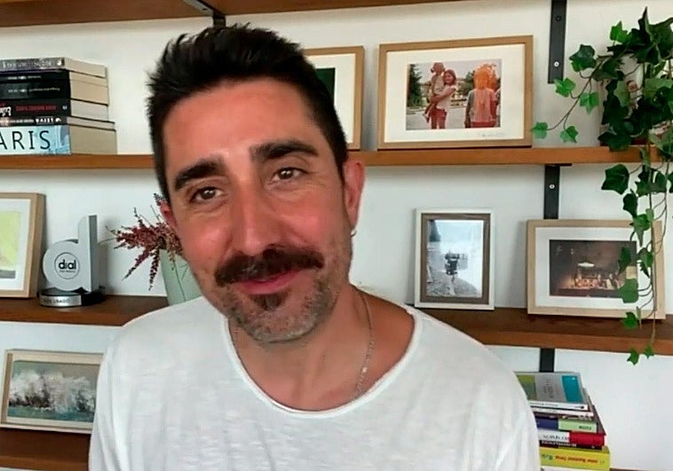 Alex Ubago. Cantautor