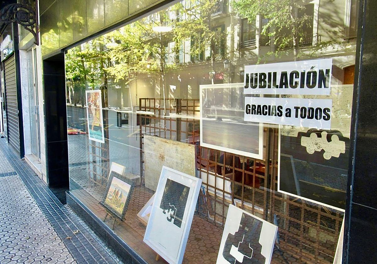 El negocio en el centro de San Sebastián con 54 años de trayectoria que baja la persiana: «Gracias a todos»