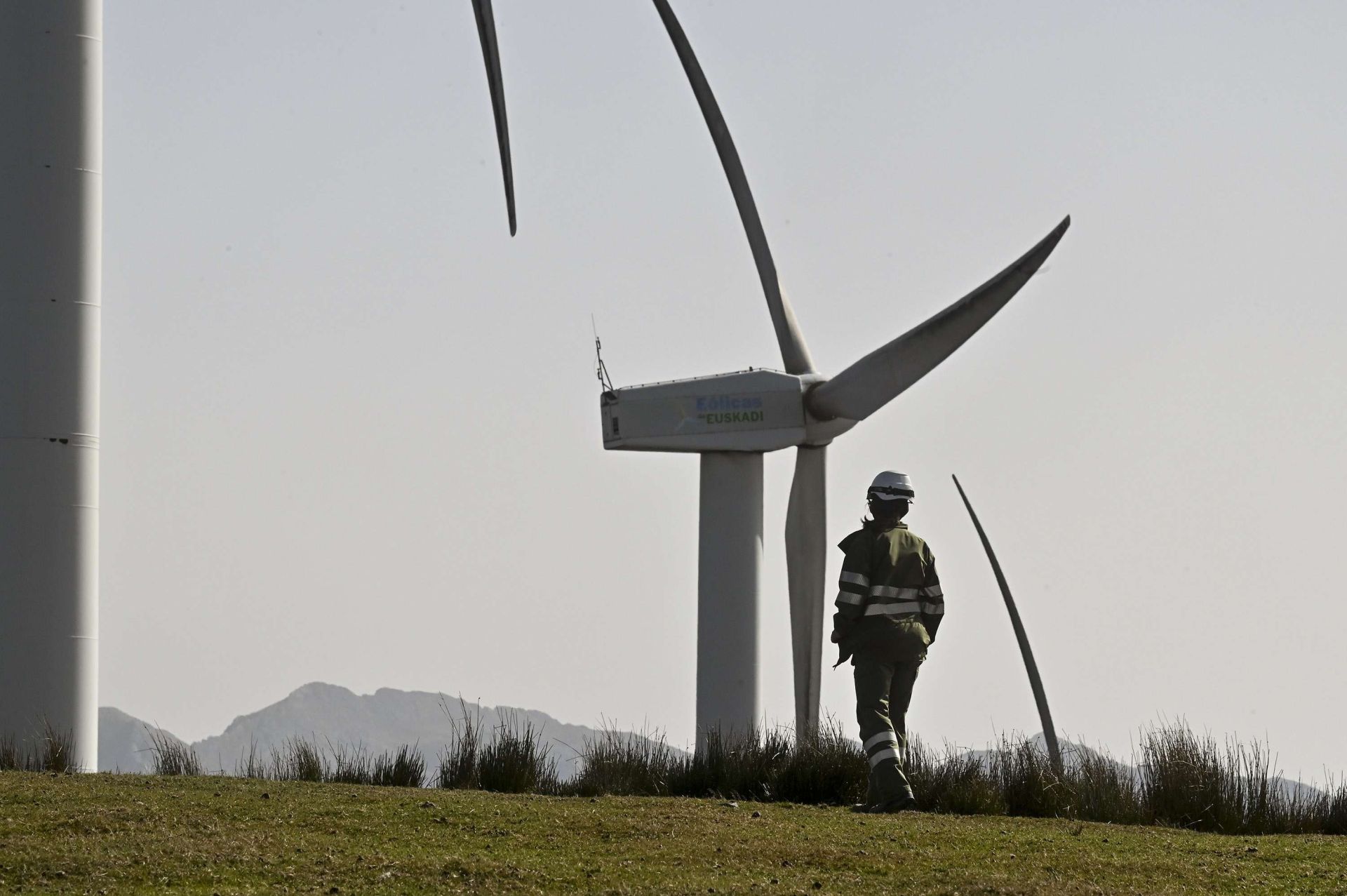 La belga Aspiravi renuncia al proyecto de parque eólico en Buruntza al no poder cumplir los requisitos de seguridad que pide el Gobierno Vasco