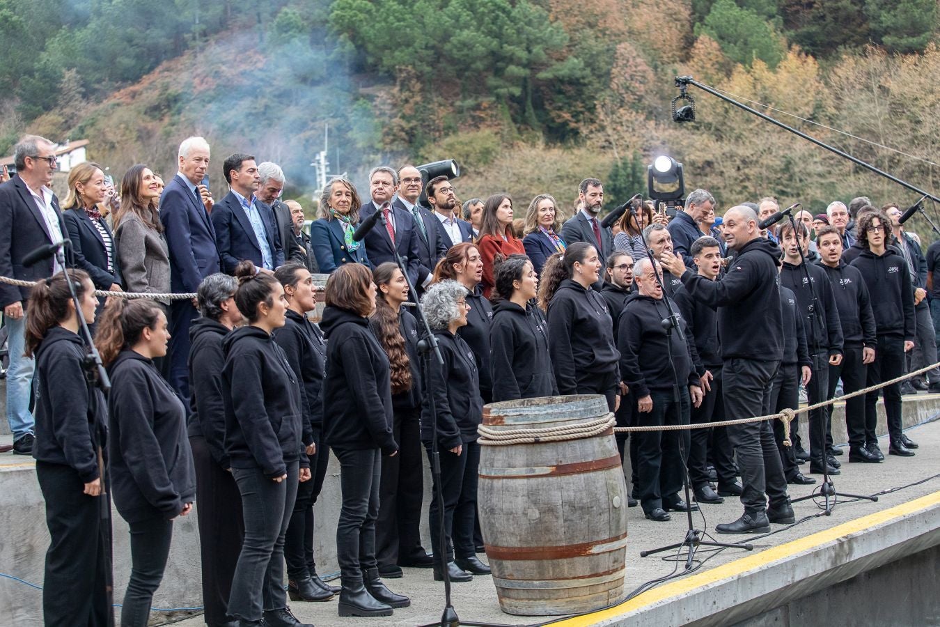 Amplia representación institucional en la botadura de la nao San Juan