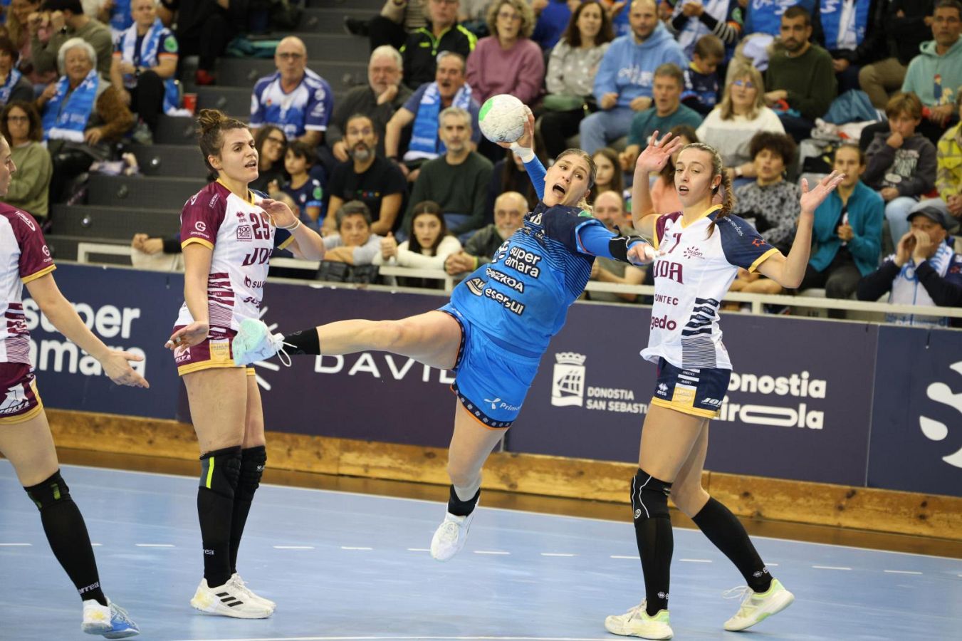 Super Amara Bera Bera 22-19 Dijon