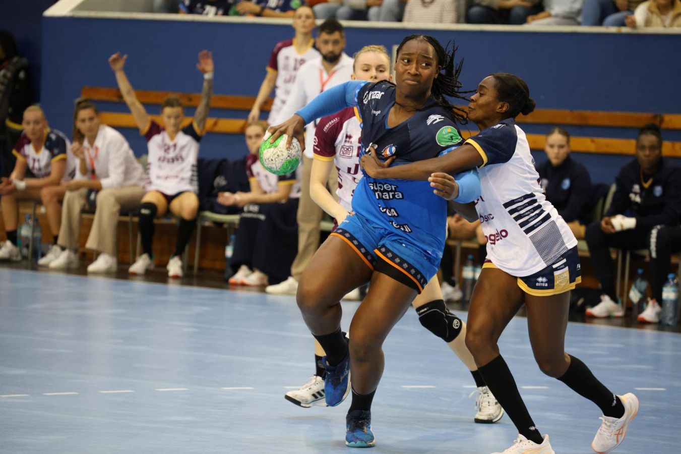 Super Amara Bera Bera 22-19 Dijon