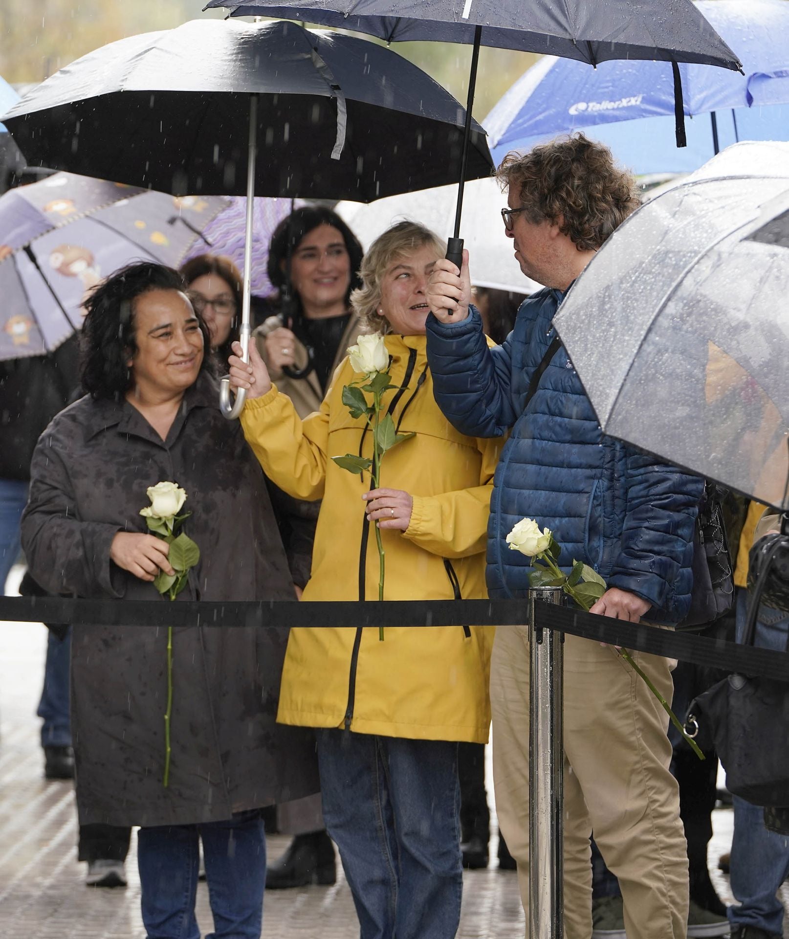 Donostia ya cuenta con una placa en memoria de Rosa Zarra