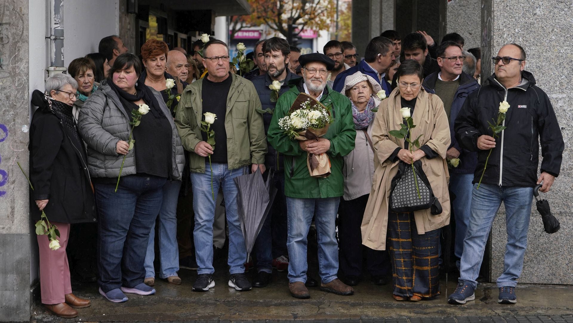 Donostia ya cuenta con una placa en memoria de Rosa Zarra