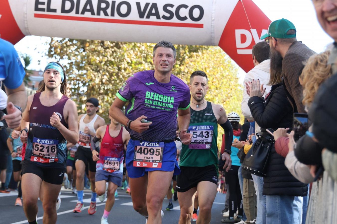 Las imágenes del Alto de Miracruz, punto clave en la Behobia - San Sebastián