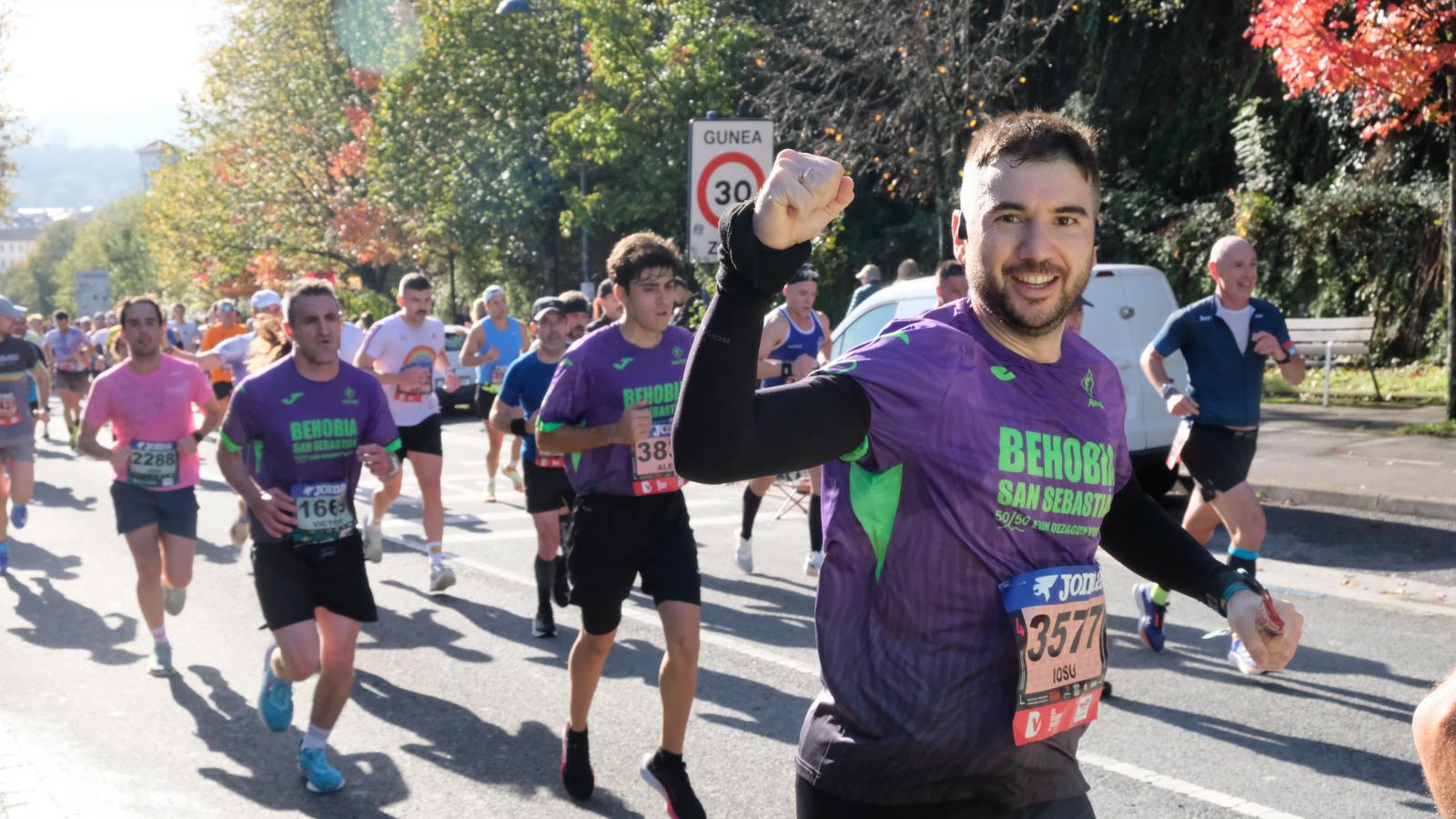 La Behobia - San Sebastián 2025 a su paso por Errenteria