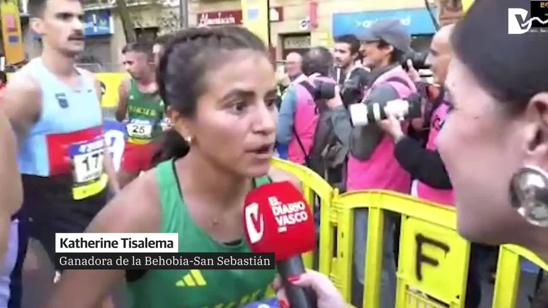 La llegada de Katherine Tisalema a meta de la Behobia-San Sebastián