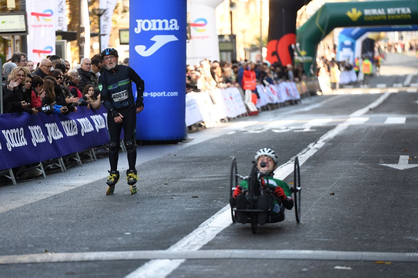 Las imágenes de la llegada a meta en el Boulevard de San Sebastián
