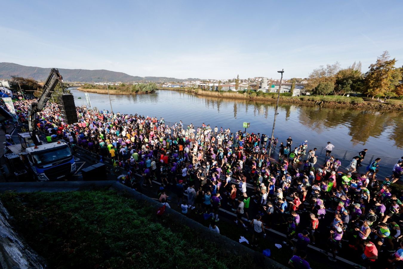 El paso de los corredores por Irun, en imágenes