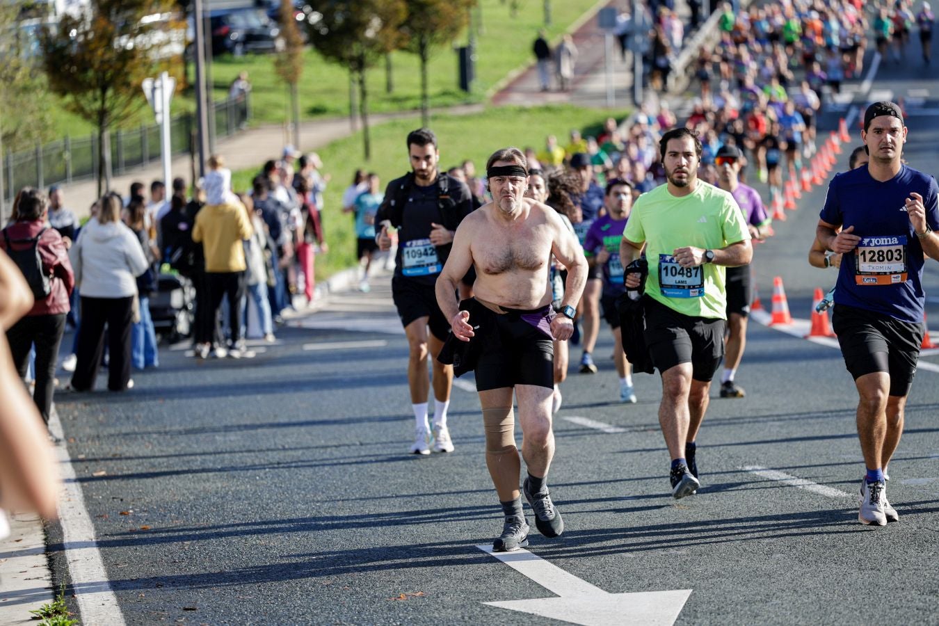 El paso de los corredores por Irun, en imágenes