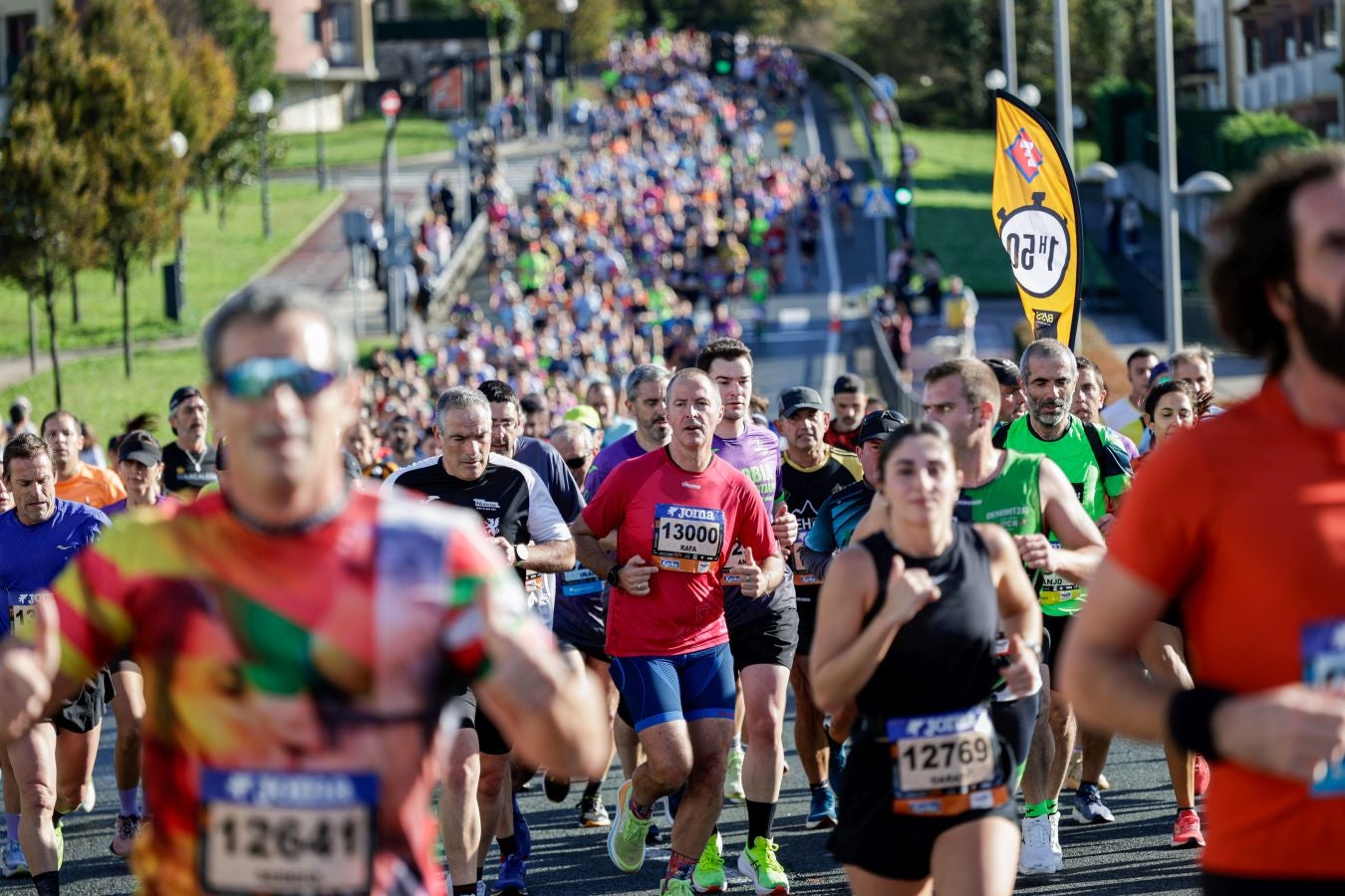El paso de los corredores por Irun, en imágenes