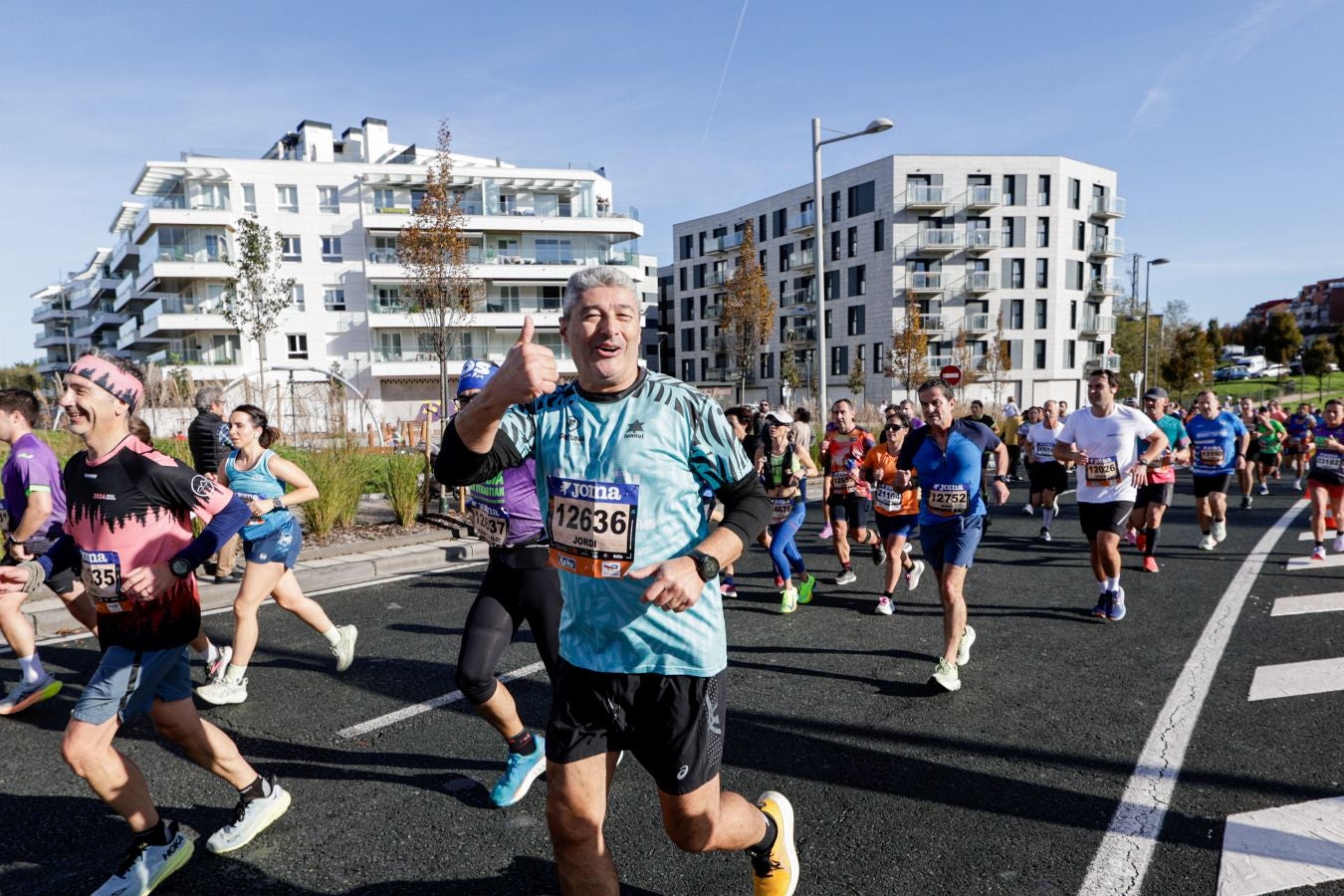 El paso de los corredores por Irun, en imágenes