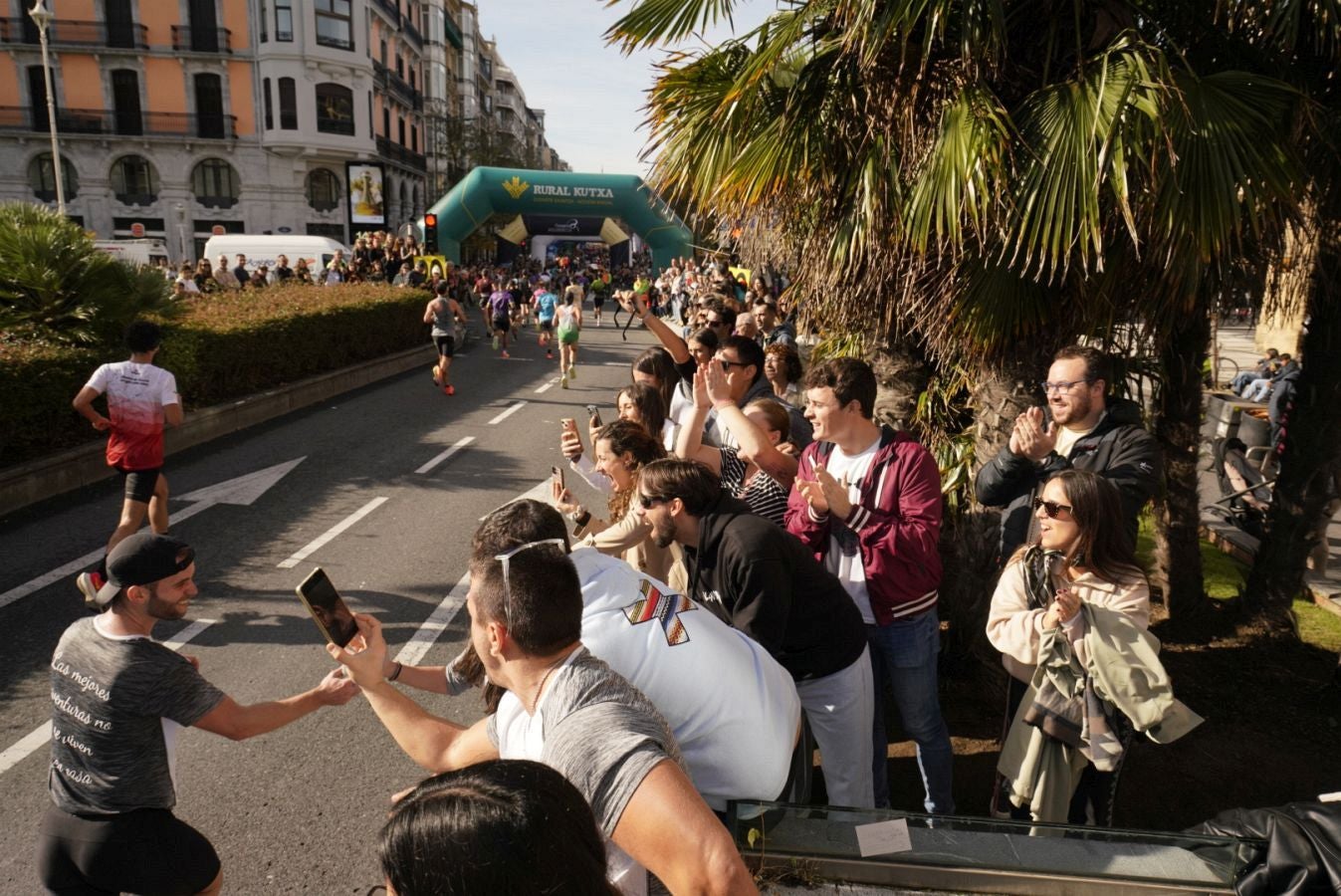 La Behobia - San Sebastián, a su paso por el Kursaal donostiarra
