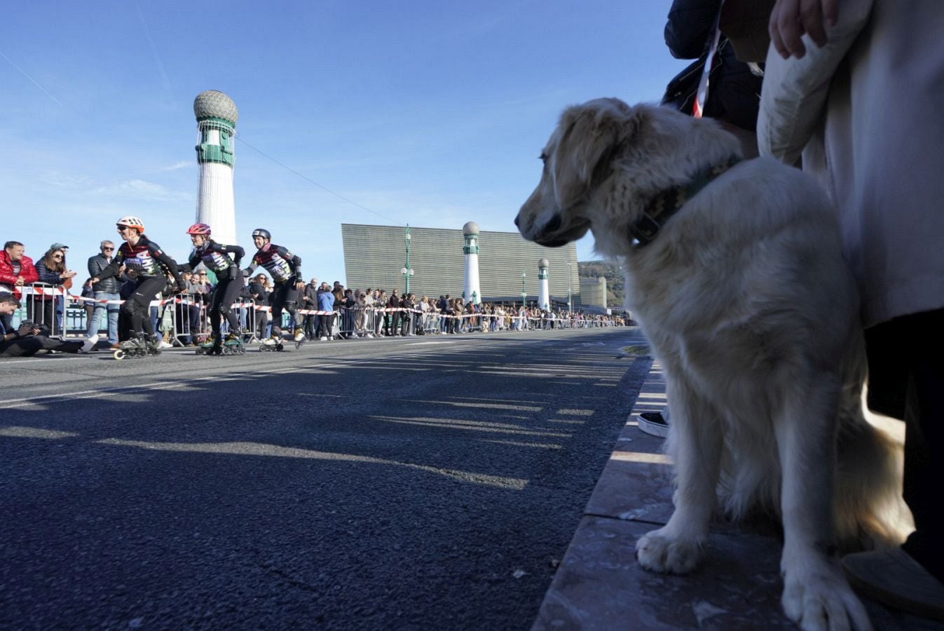 La Behobia - San Sebastián, a su paso por el Kursaal donostiarra
