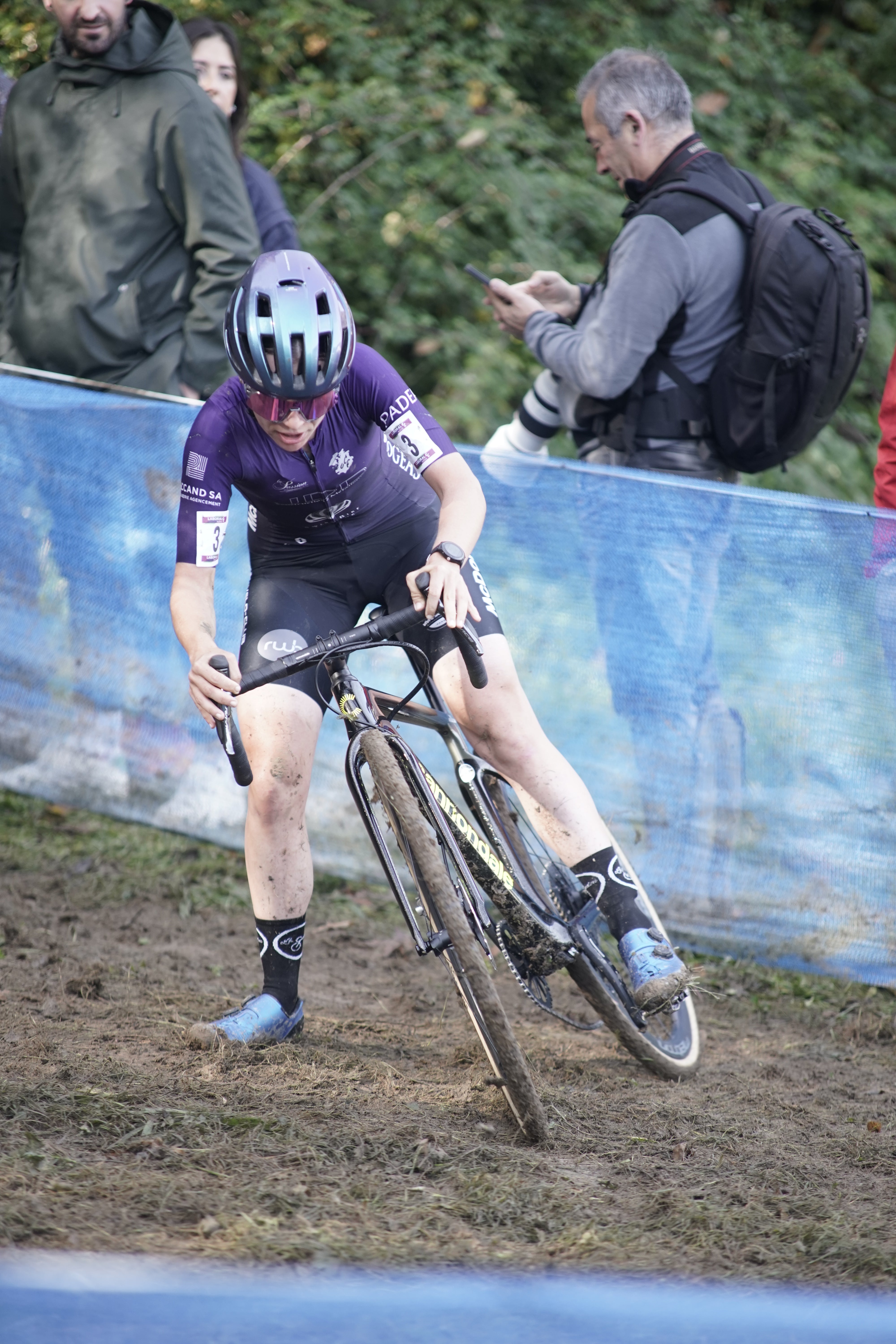 Horny y Morichon dominan el ciclocross de Ormaiztegi