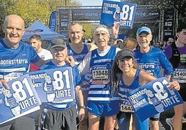 Juantxo, Félix, Josean, Fernando, Fany y Patxi, ayer en la meta del Boulevard.
