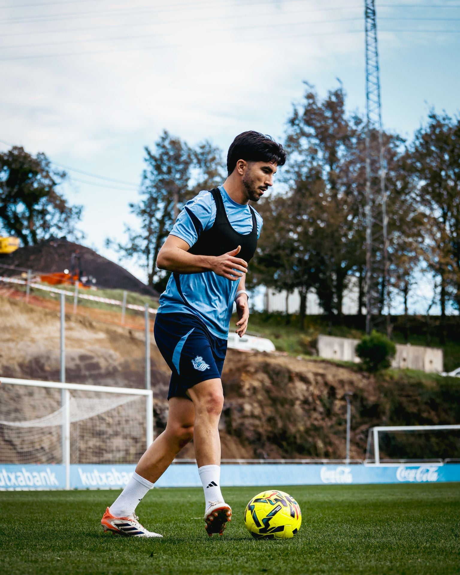 Arranque de una semana distinta bajo mínimos