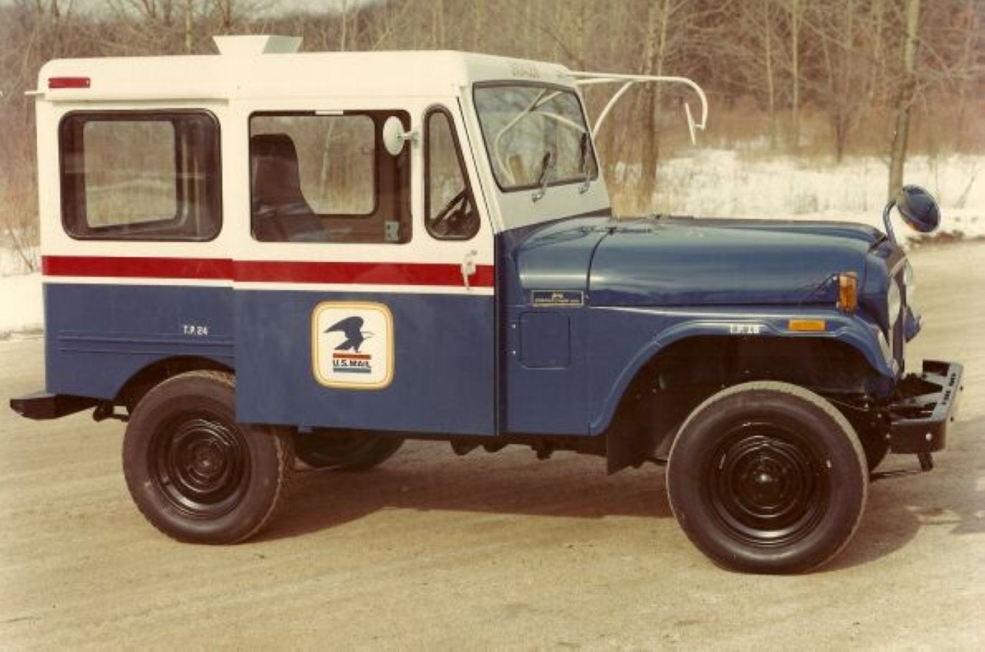 Jeep repartía el correo hace 50 años con un Jeep 100% eléctrico