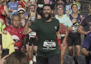 El médico que salvó a un corredor durante la Behobia: «No dudé, le hice el boca a boca»