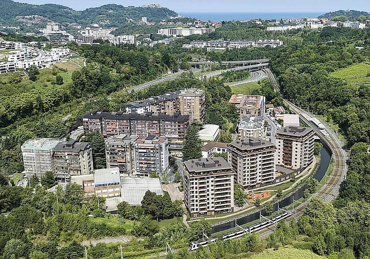 Fotomontaje de Añorga Txiki con los tres primeros bloques de viviendas que se construirán.