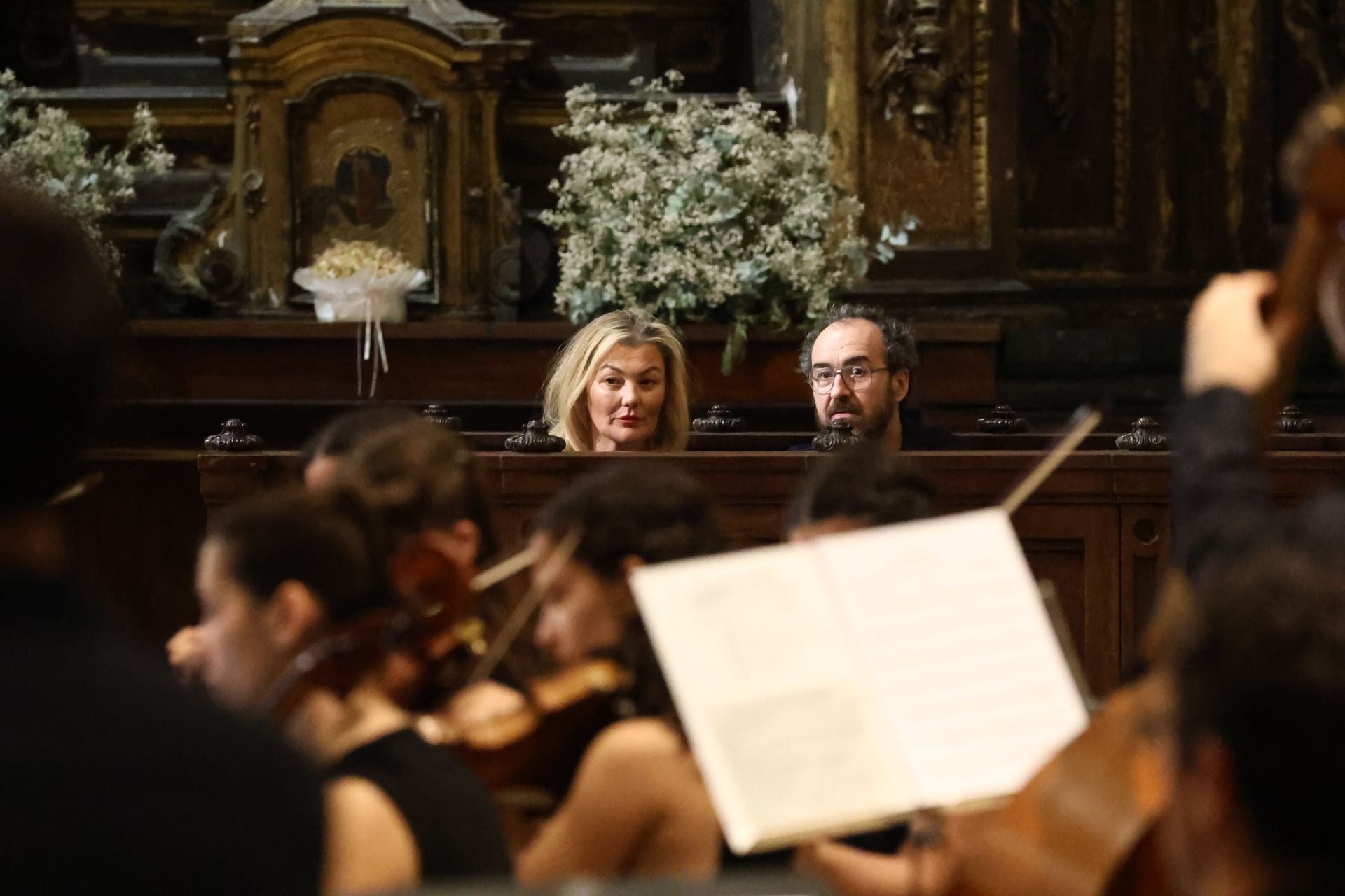 La Oreja de Van Gogh se deja ver con Amaia Montero en el concierto de la Agrupación Lírica Itsaso