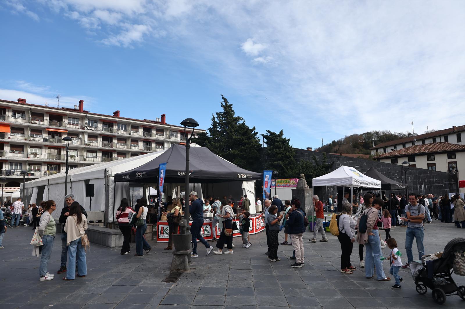 Sabor y tradición en la feria de Andoain