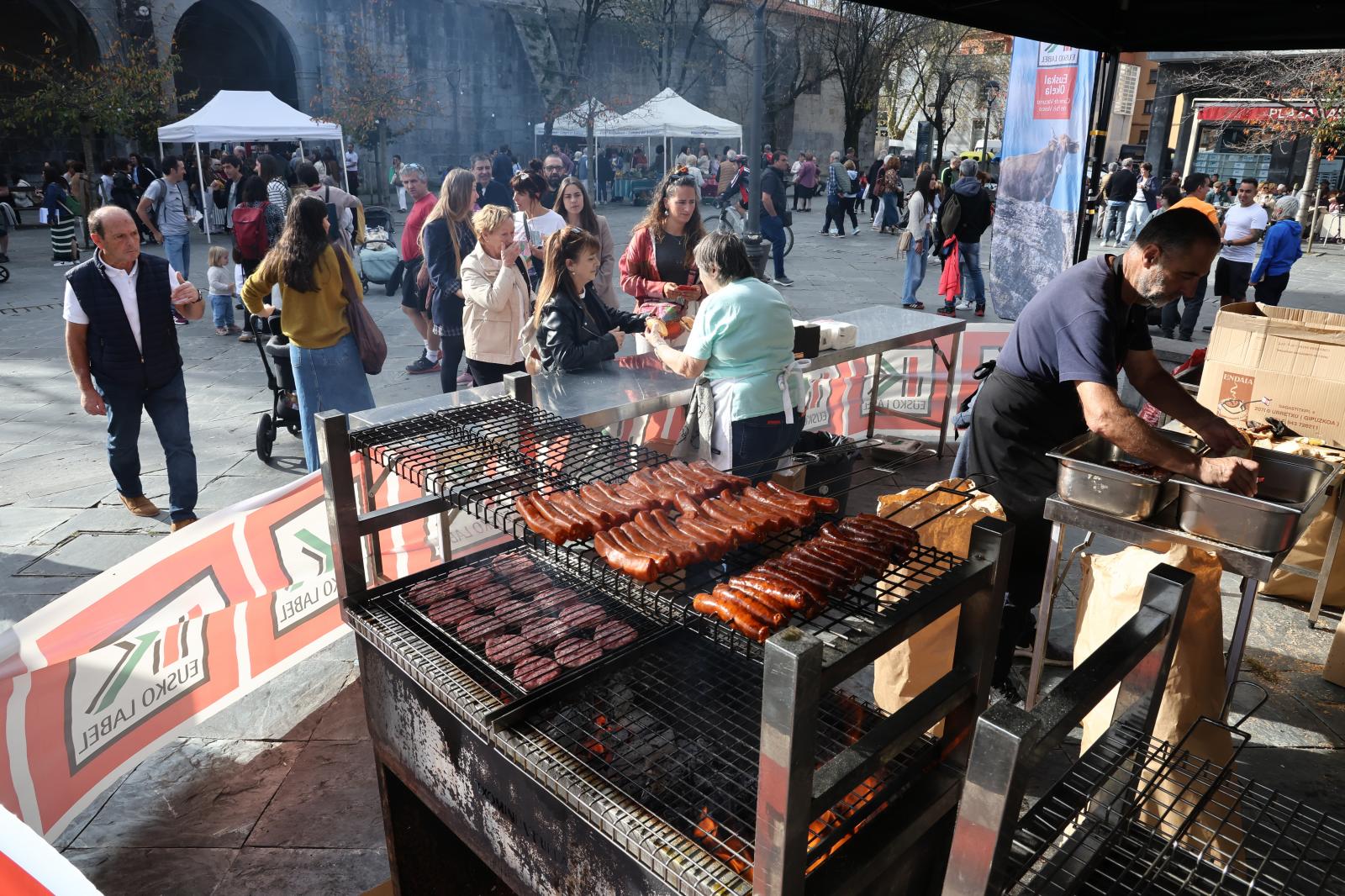 Sabor y tradición en la feria de Andoain